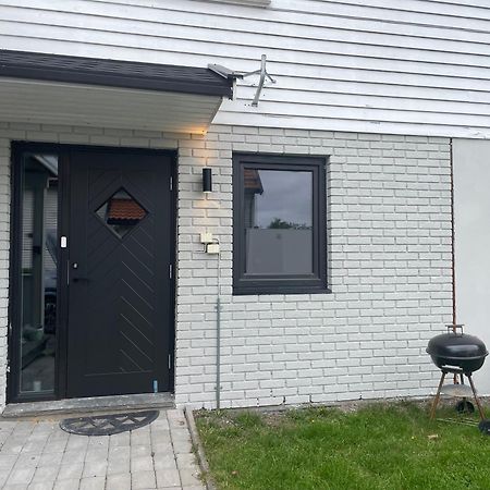Larvik Appartment In The City Exterior foto